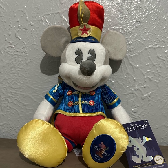 Mickey Mouse Main Attraction Collection - Picture 7 of 8